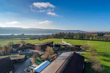 Der Hof Etter von oben